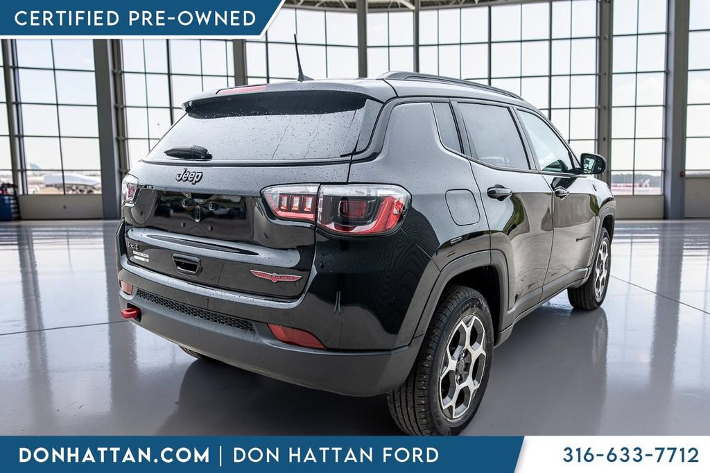 Used 2022 Jeep Compass Trailhawk w/ Trailhawk Convenience Group AWD/4WD image 38