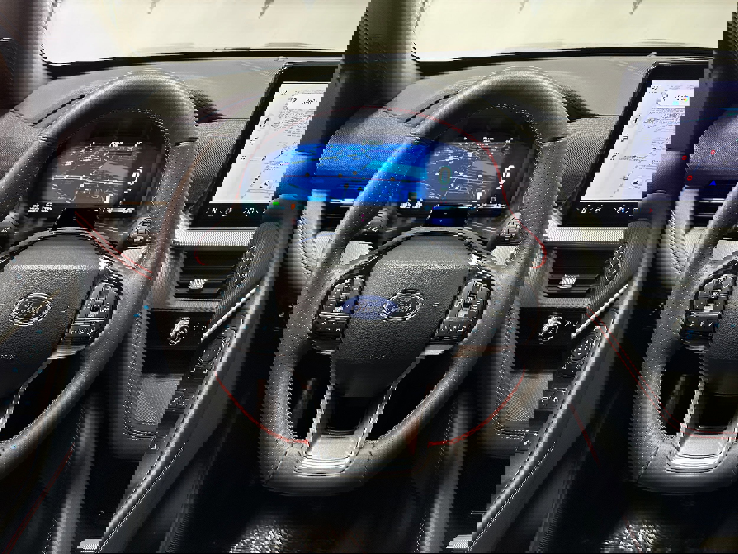 Certified 2025 Ford Explorer ST-Line image 17