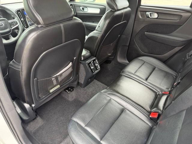 Used 2019 Volvo XC40 T5 Momentum AWD/4WD image 20