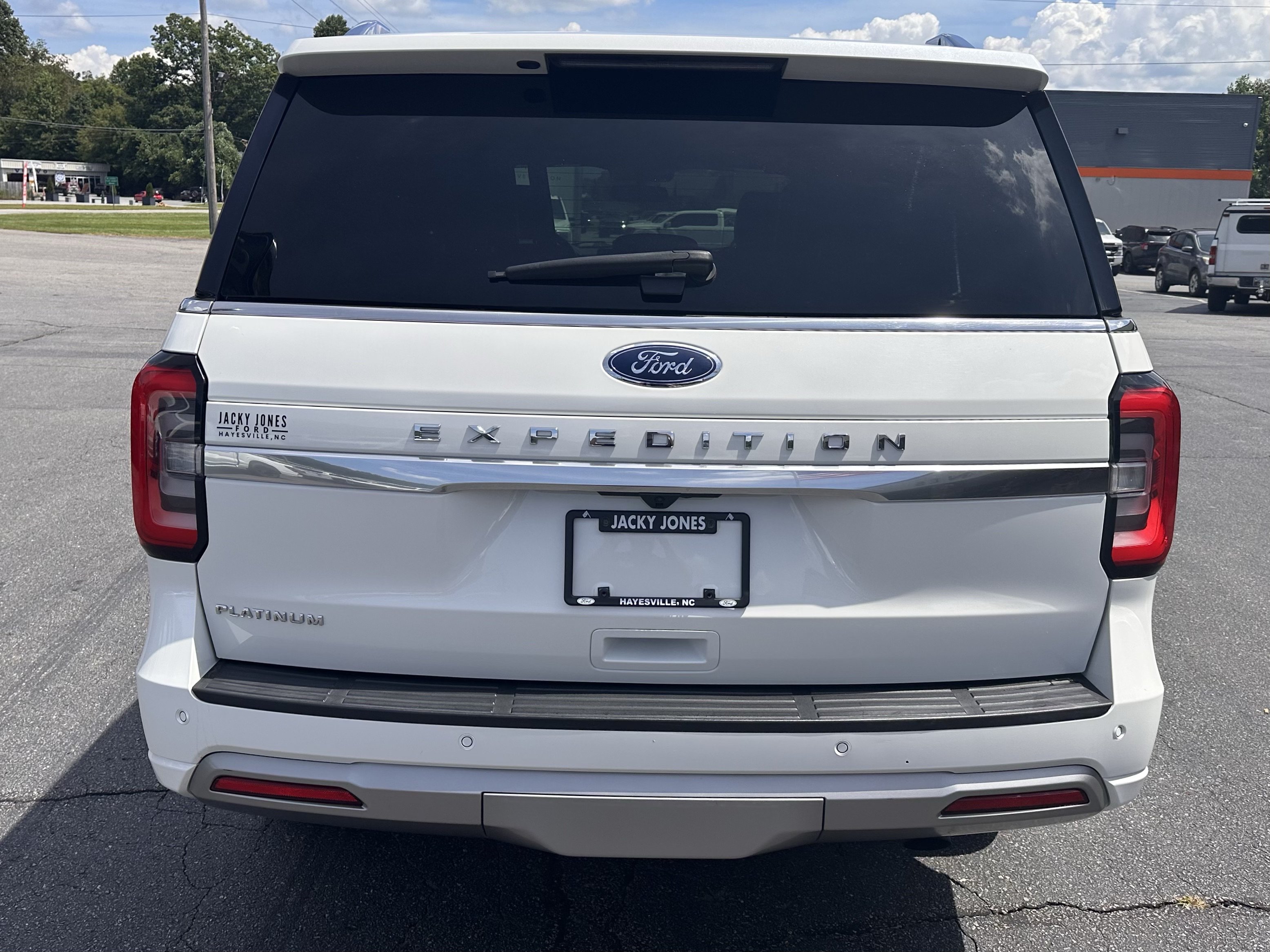 Certified 2022 Ford Expedition Platinum AWD/4WD image 7