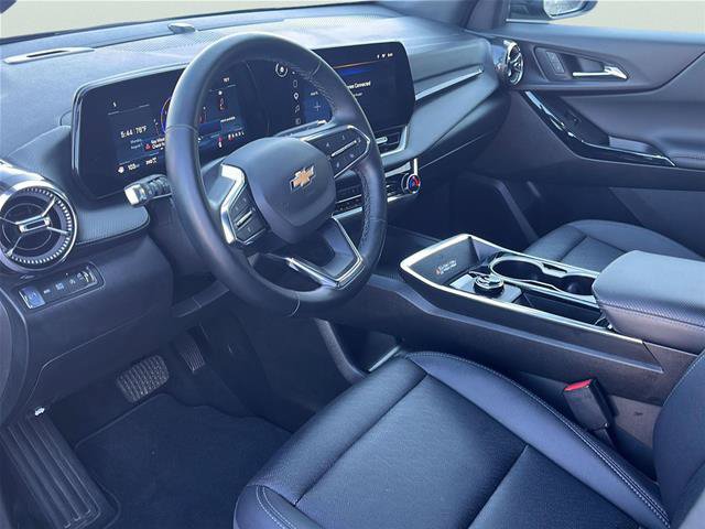 Used 2026 Chevrolet Equinox LT w/ Convenience Package II AWD/4WD image 9