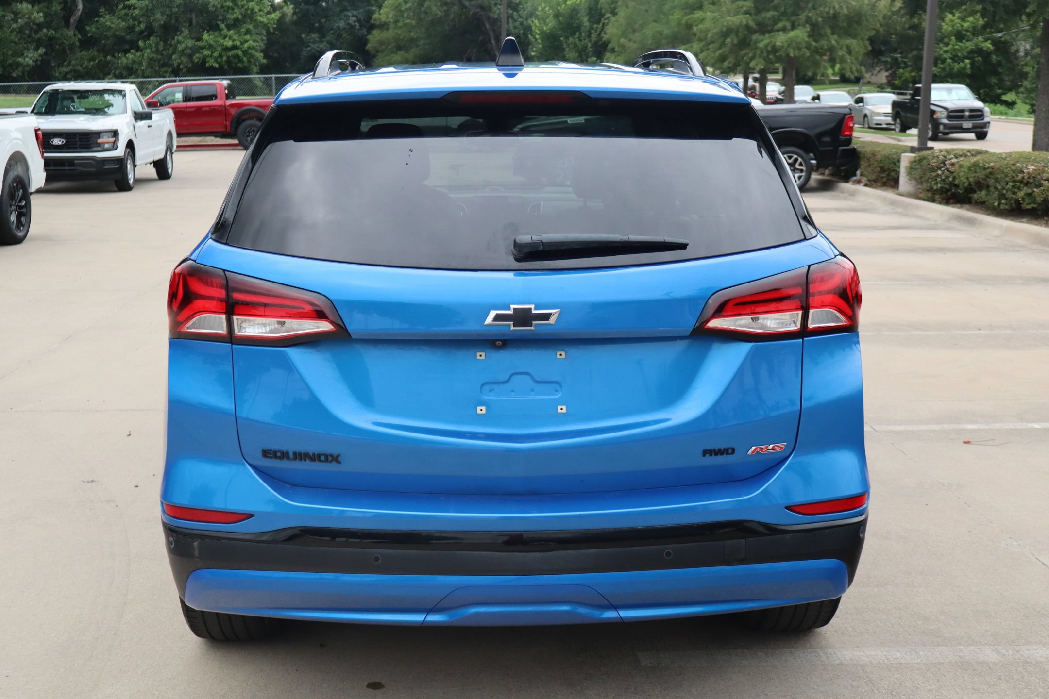 Used 2024 Chevrolet Equinox RS AWD/4WD image 4