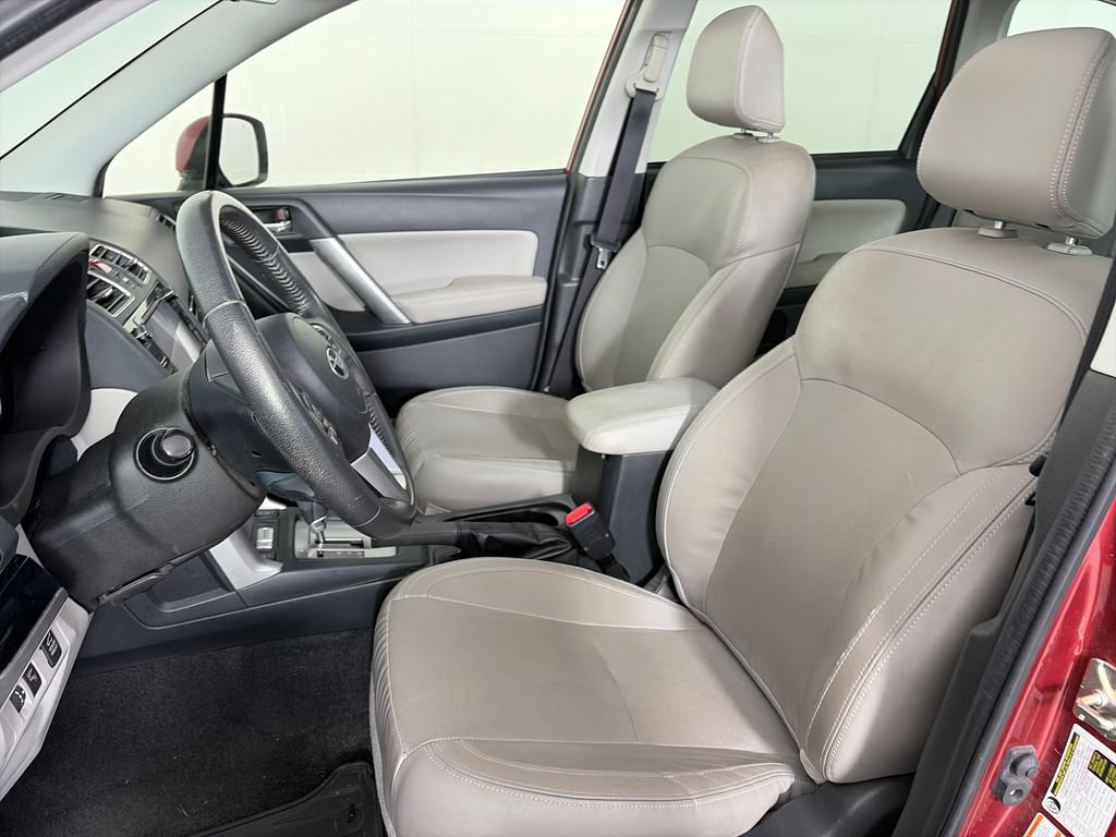Used 2017 Subaru Forester 2.5i Limited AWD/4WD image 11