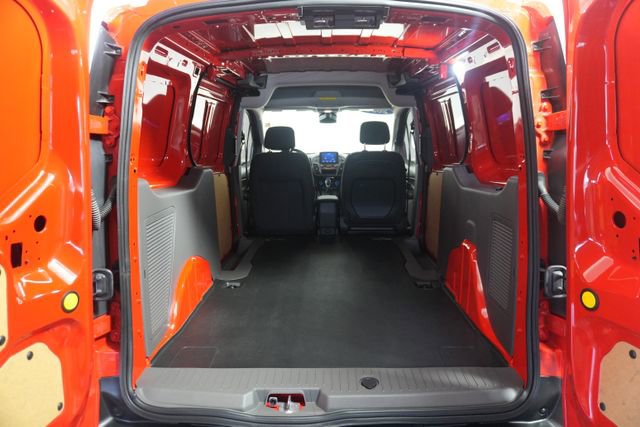 Certified 2023 Ford Transit Connect XLT FWD image 25