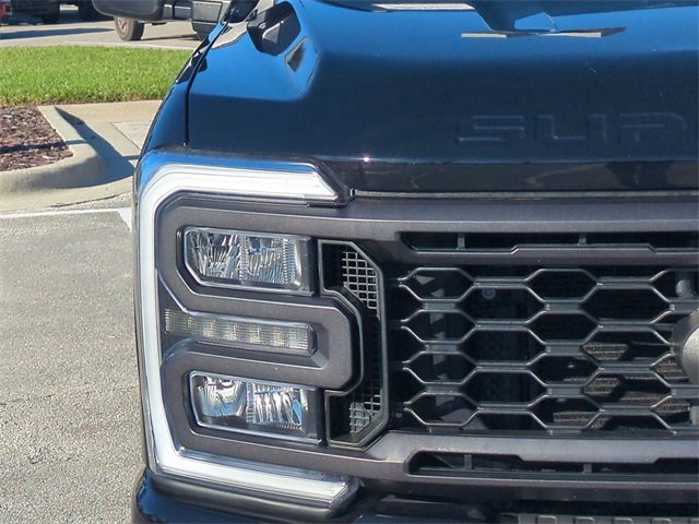 Certified 2024 Ford F250 Lariat w/ Sport Appearance Package image 10