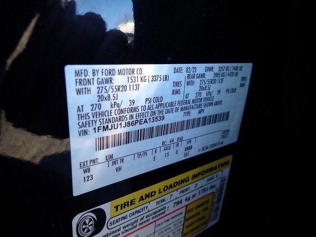 Certified 2023 Ford Expedition XLT image 23