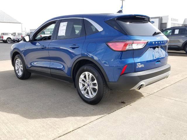 Certified 2022 Ford Escape SE w/ Cold Weather Package AWD/4WD image 3
