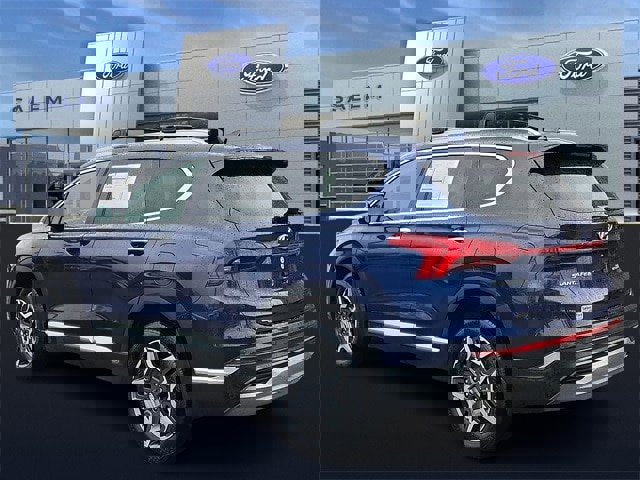Used 2022 Hyundai Santa Fe Limited image 4