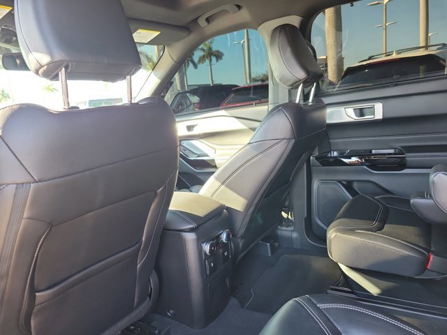 Certified 2024 Ford Explorer ST w/ Equipment Group 401A image 15