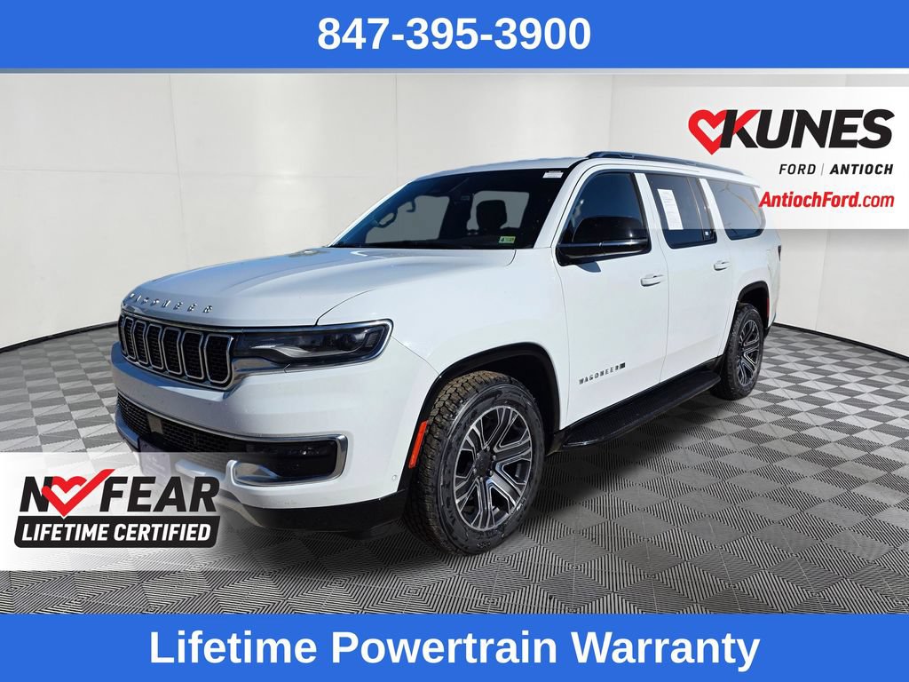 Used 2024 Jeep Wagoneer L Series II w/ Flexible Seating Group AWD/4WD image 3