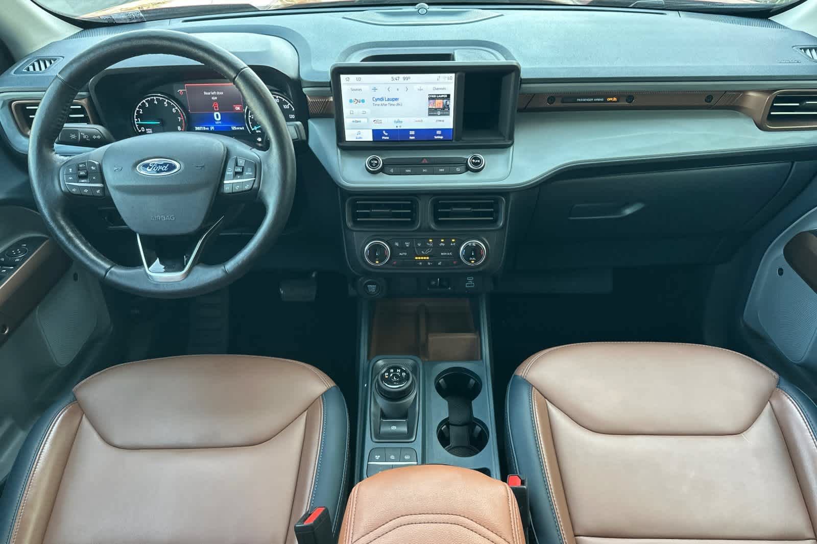 Certified 2022 Ford Maverick Lariat w/ Lariat Luxury Package AWD/4WD image 3