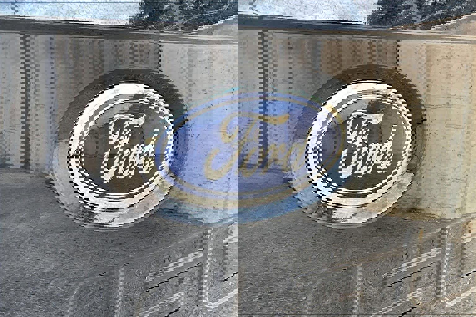 Certified 2023 Ford F150 XLT w/ Equipment Group 302A High image 31