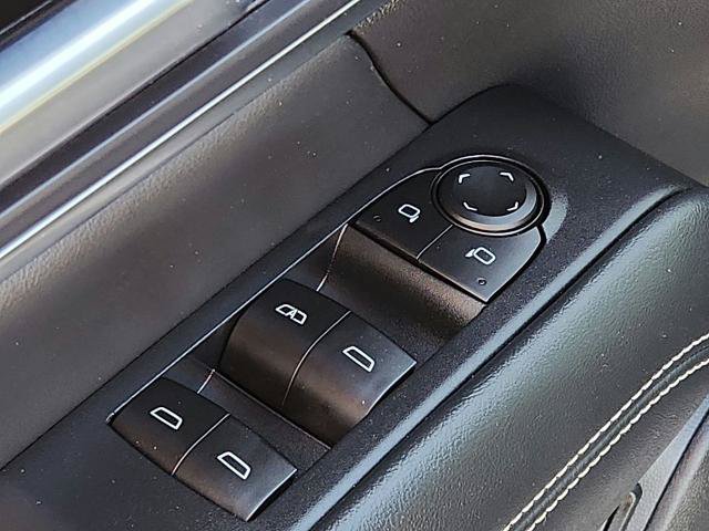 Used 2026 GMC Terrain Elevation w/ Elevation Premium Package FWD image 18