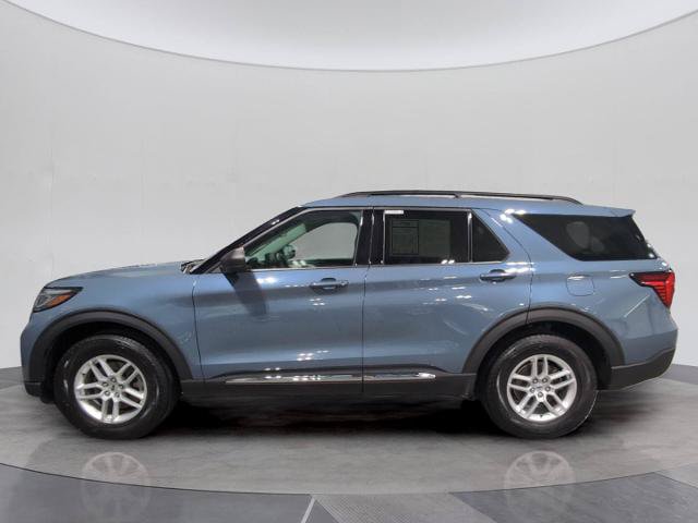 Certified 2025 Ford Explorer Active AWD/4WD image 2