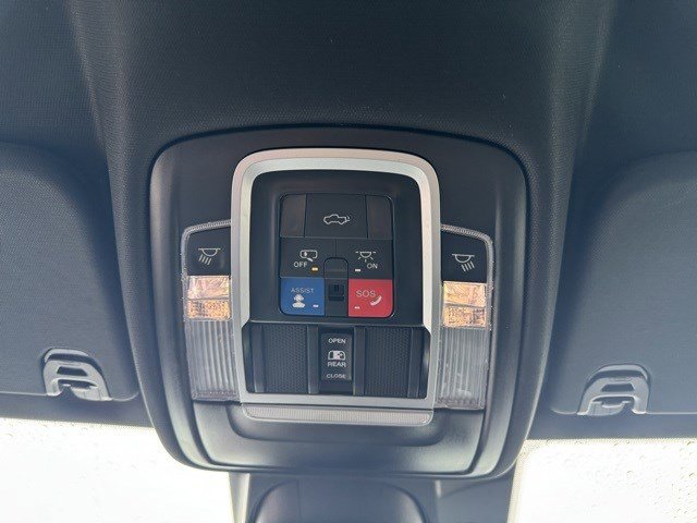 Used 2024 RAM 1500 Limited w/ Trailer Tow Group image 19