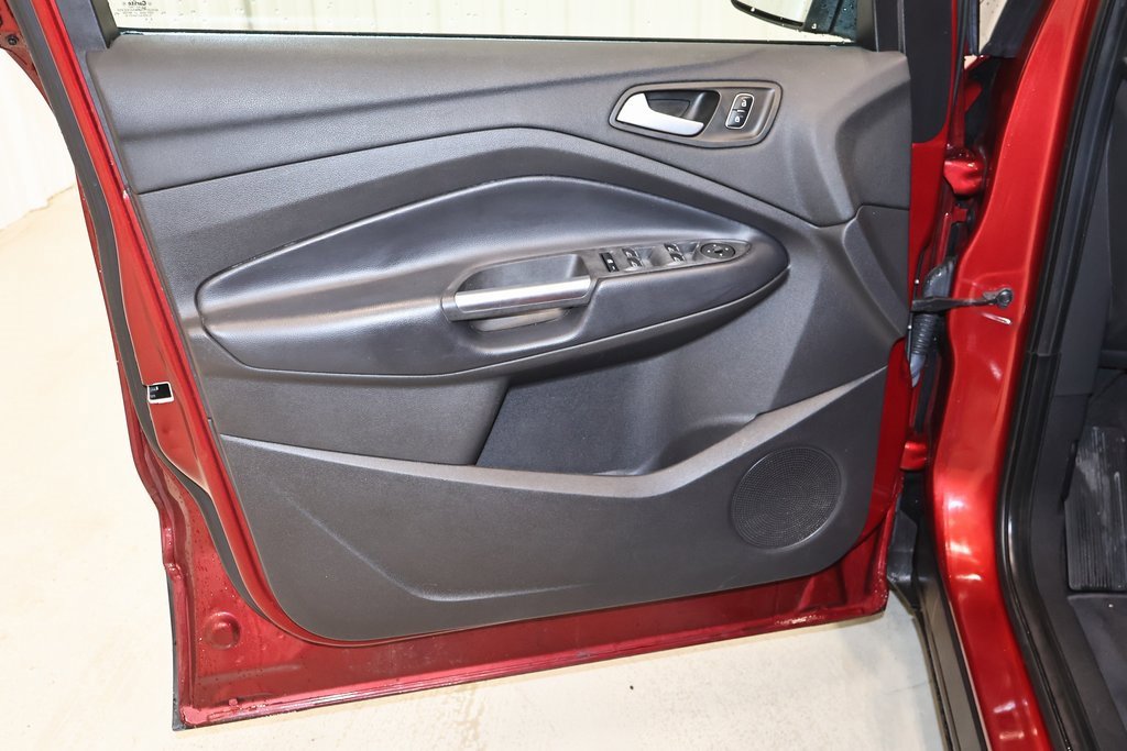 Certified 2019 Ford Escape SE image 8