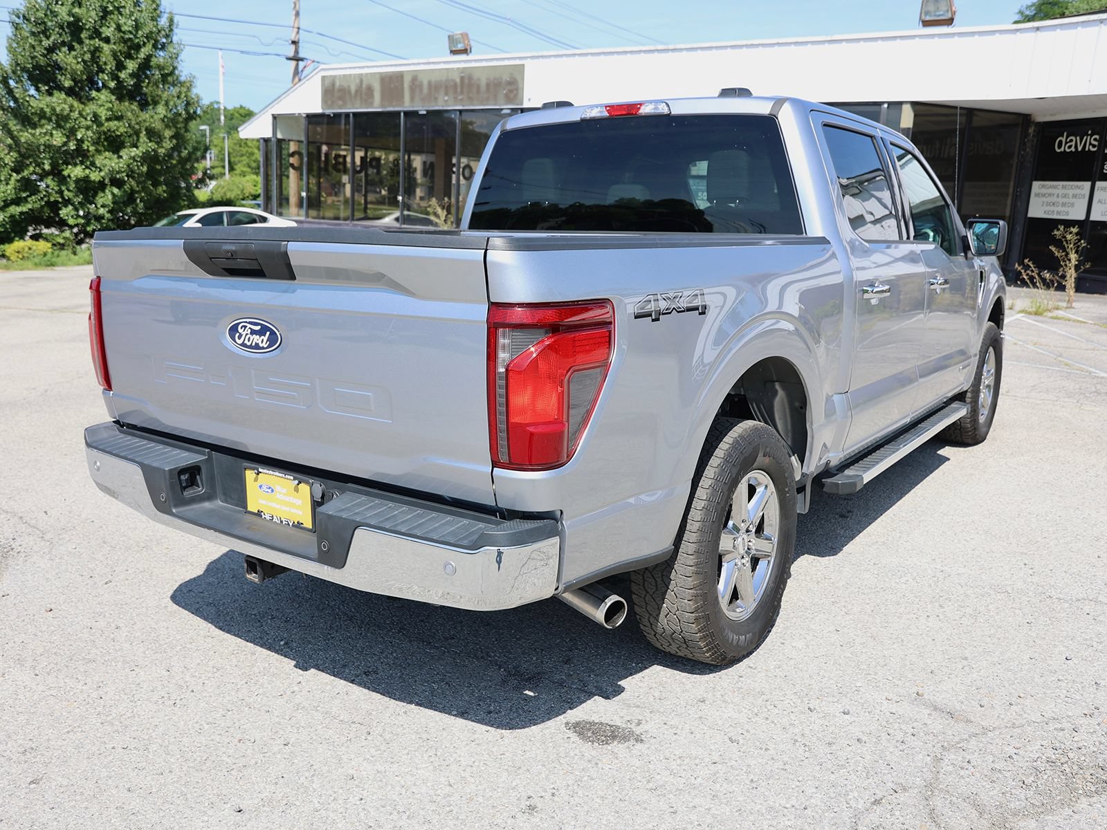 Certified 2025 Ford F150 XLT w/ Equipment Group 301A Standard AWD/4WD image 7