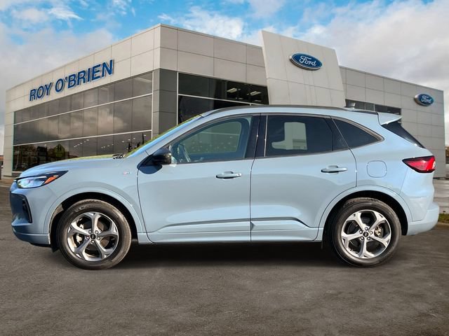 Certified 2024 Ford Escape ST-Line w/ Tech Pack #1 AWD/4WD image 2