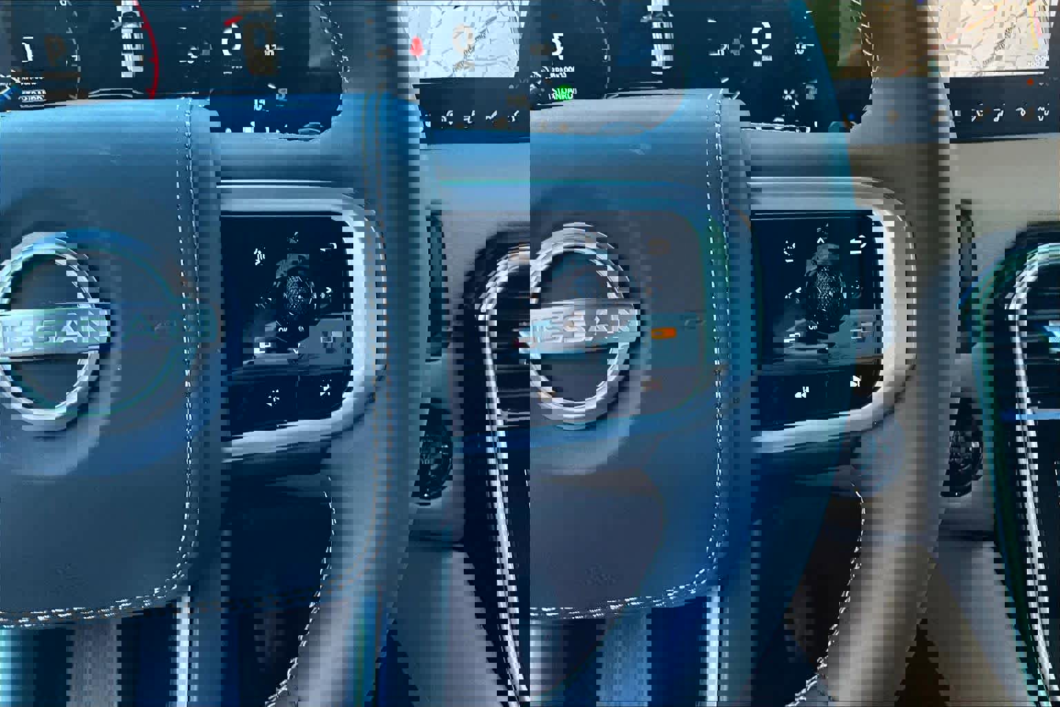 Used 2025 Nissan Armada Platinum Reserve image 24