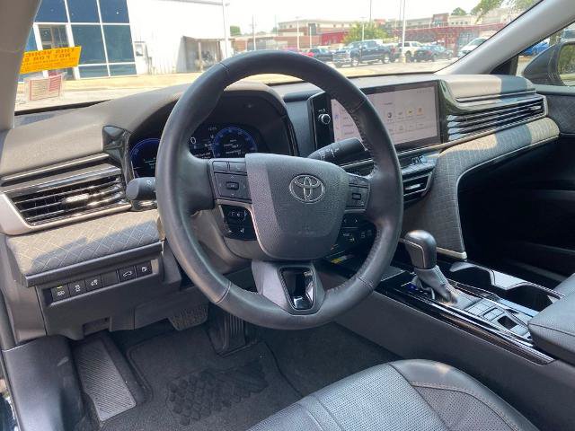Used 2025 Toyota Camry XLE FWD image 12