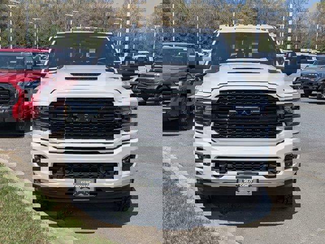 Used 2023 RAM 2500 Limited image 9