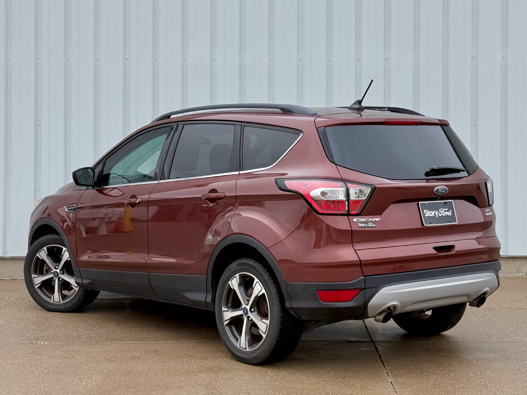 Certified 2018 Ford Escape SEL FWD image 4