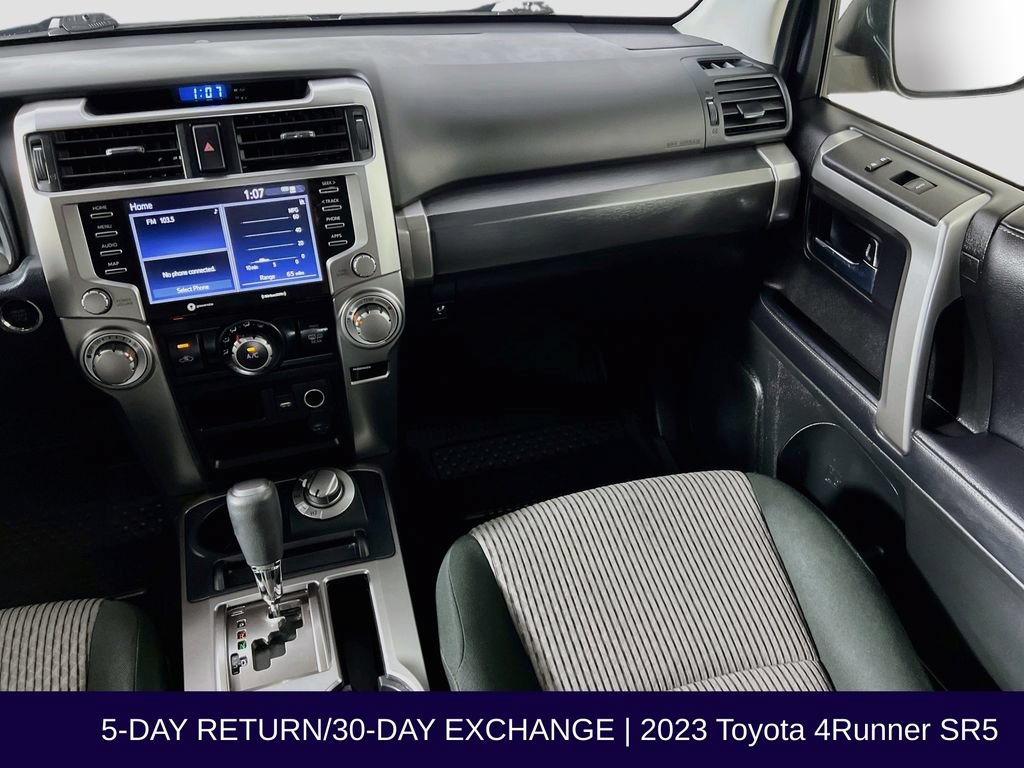 Used 2023 Toyota 4Runner SR5 AWD/4WD image 27
