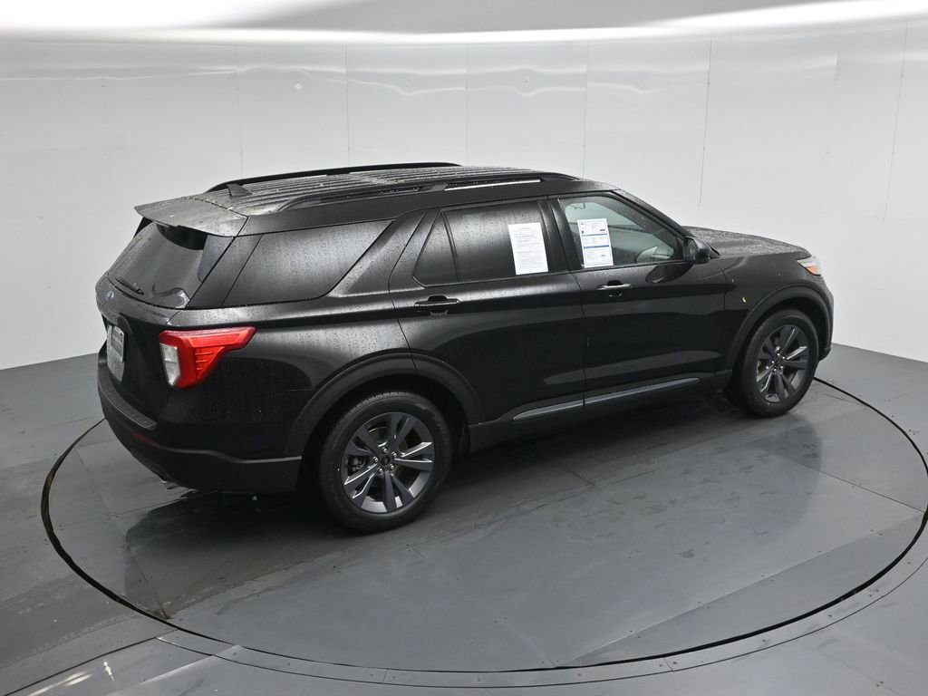 Certified 2022 Ford Explorer XLT w/ Equipment Group 202A image 46