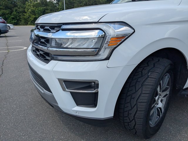 Certified 2024 Ford Expedition Limited AWD/4WD image 4