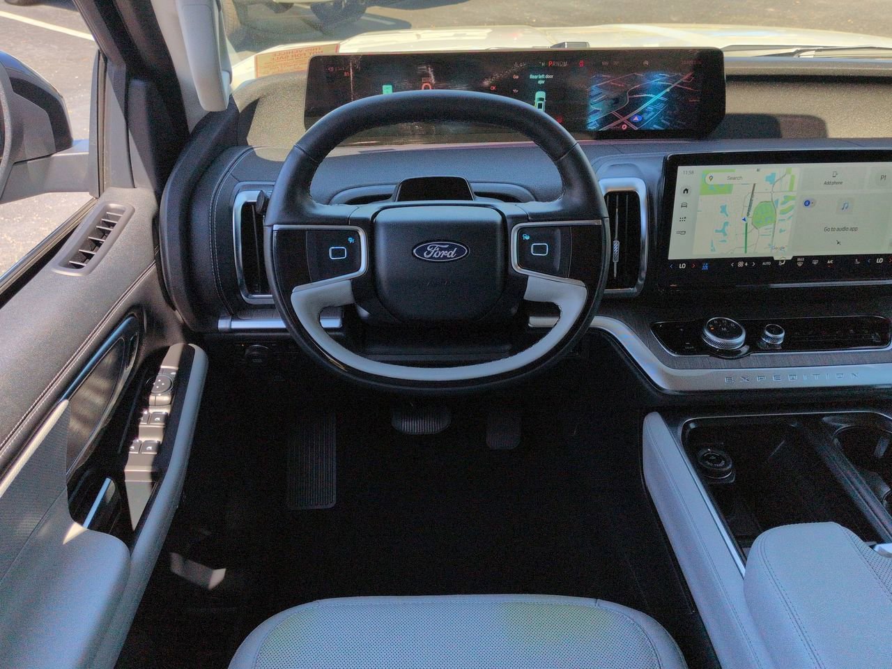 Certified 2025 Ford Expedition Platinum w/ Platinum Ultimate Package image 16