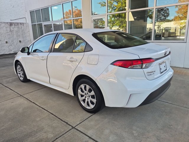 Used 2023 Toyota Corolla LE FWD image 6