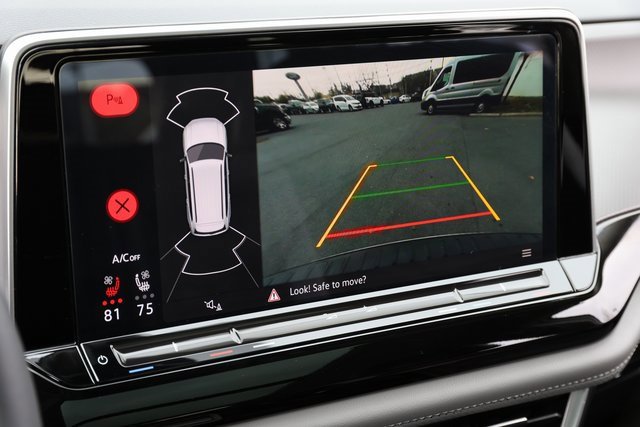 Used 2024 Volkswagen Atlas Peak Edition SEL image 37