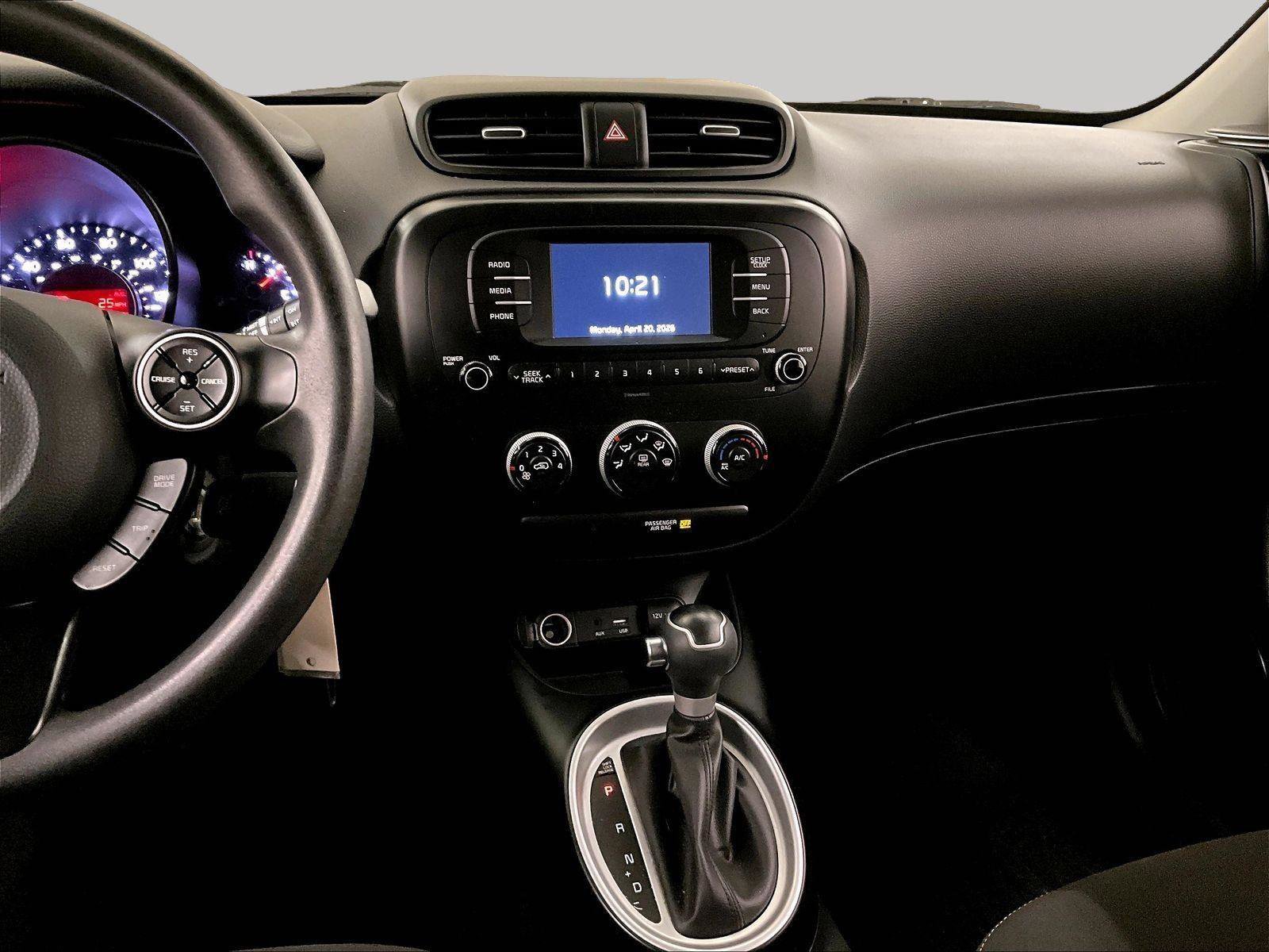 Used 2018 Kia Soul FWD image 6