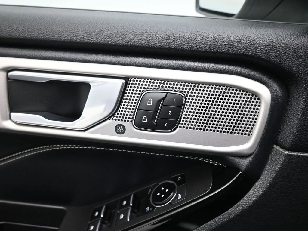 Certified 2022 Ford Explorer ST w/ Equipment Group 401A image 12