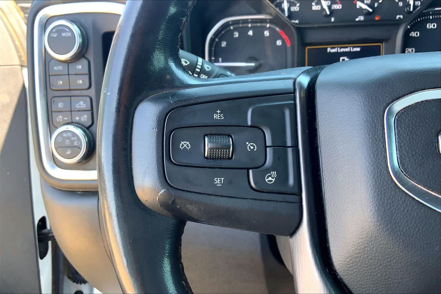 Used 2021 GMC Sierra 1500 AT4 w/ AT4 Preferred Package AWD/4WD image 24