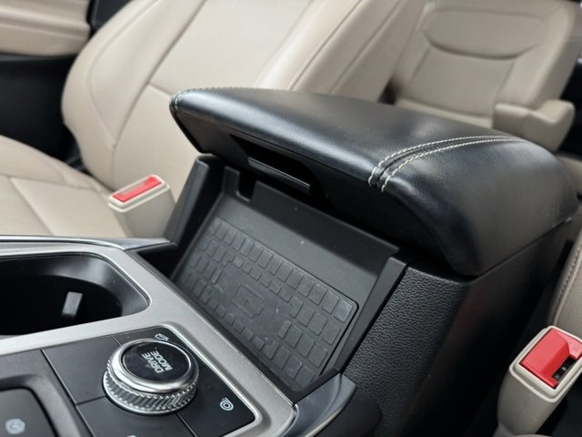 Certified 2023 Ford Explorer Limited w/ Limited Technology Package image 24