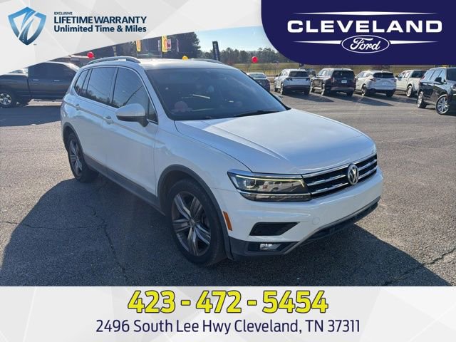 Used 2018 Volkswagen Tiguan SEL Premium image 1