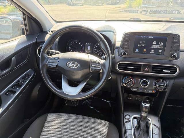 Used 2018 Hyundai Kona SEL w/ SEL Tech Package 02 FWD image 11