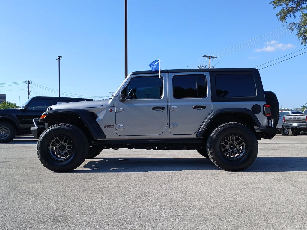 Used 2021 Jeep Wrangler Unlimited Rubicon AWD/4WD image 6