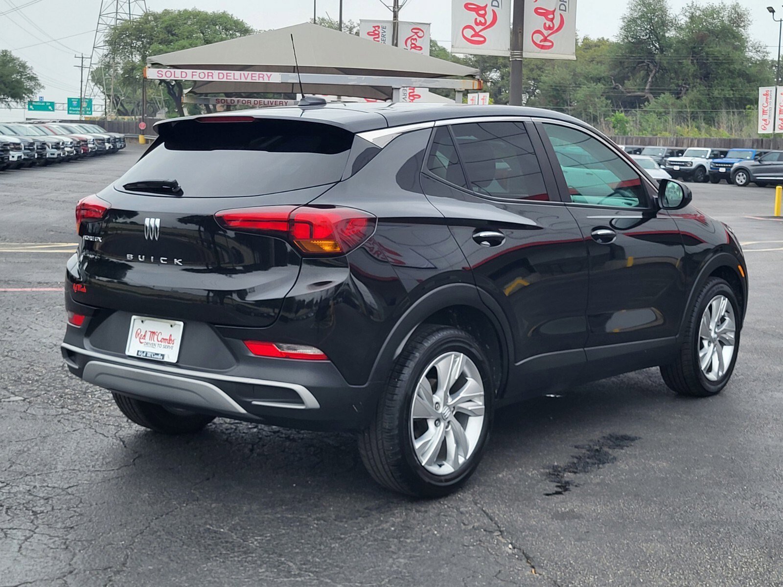 Used 2025 Buick Encore GX Preferred FWD image 4
