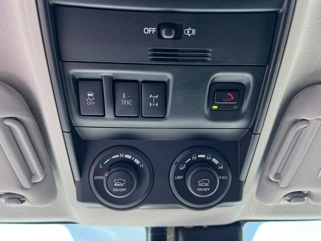 Used 2023 Toyota 4Runner TRD Off-Road AWD/4WD image 21