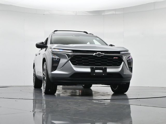 Used 2025 Chevrolet Trax RS w/ Driver Confidence Package FWD image 30