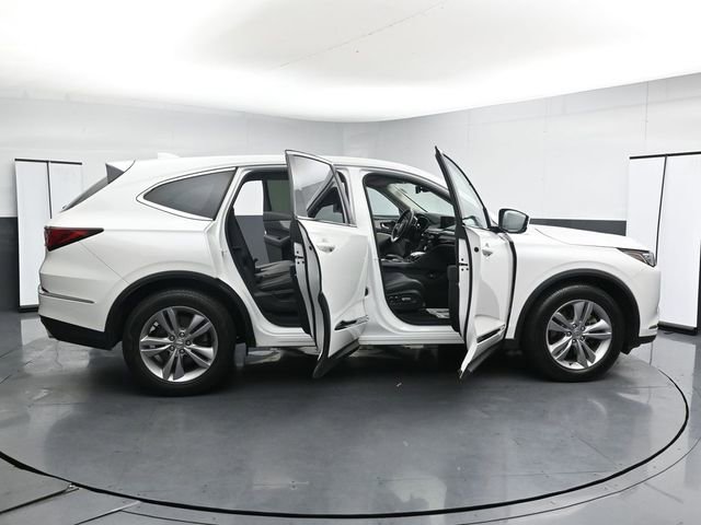 Used 2023 Acura MDX SH-AWD image 32