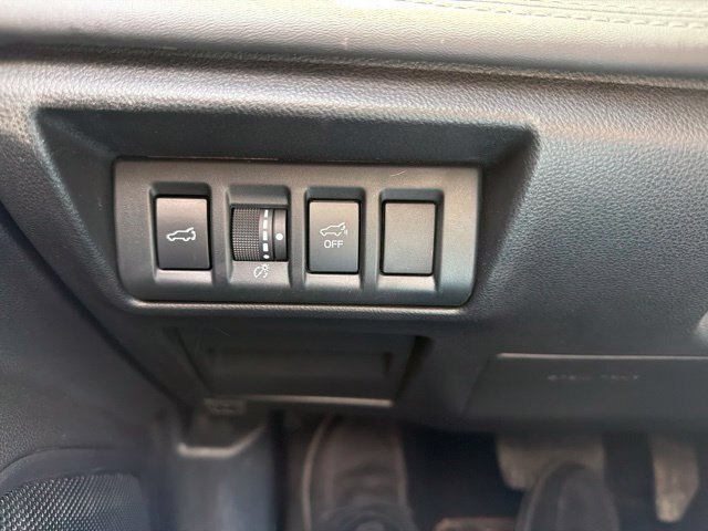 Used 2020 Subaru Outback Touring AWD/4WD image 5