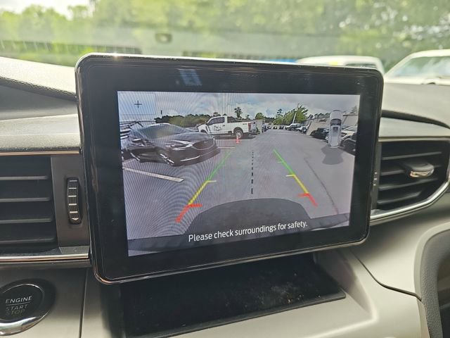 Certified 2022 Ford Explorer XLT w/ Equipment Group 202A RWD image 21