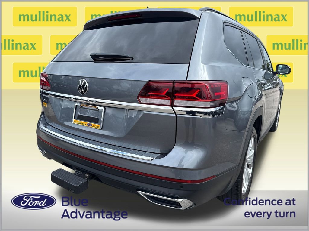 Used 2023 Volkswagen Atlas SE w/ Panoramic Sunroof Package image 3