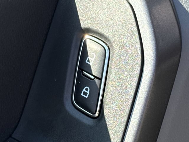 Certified 2025 Ford F350 XLT AWD/4WD image 21