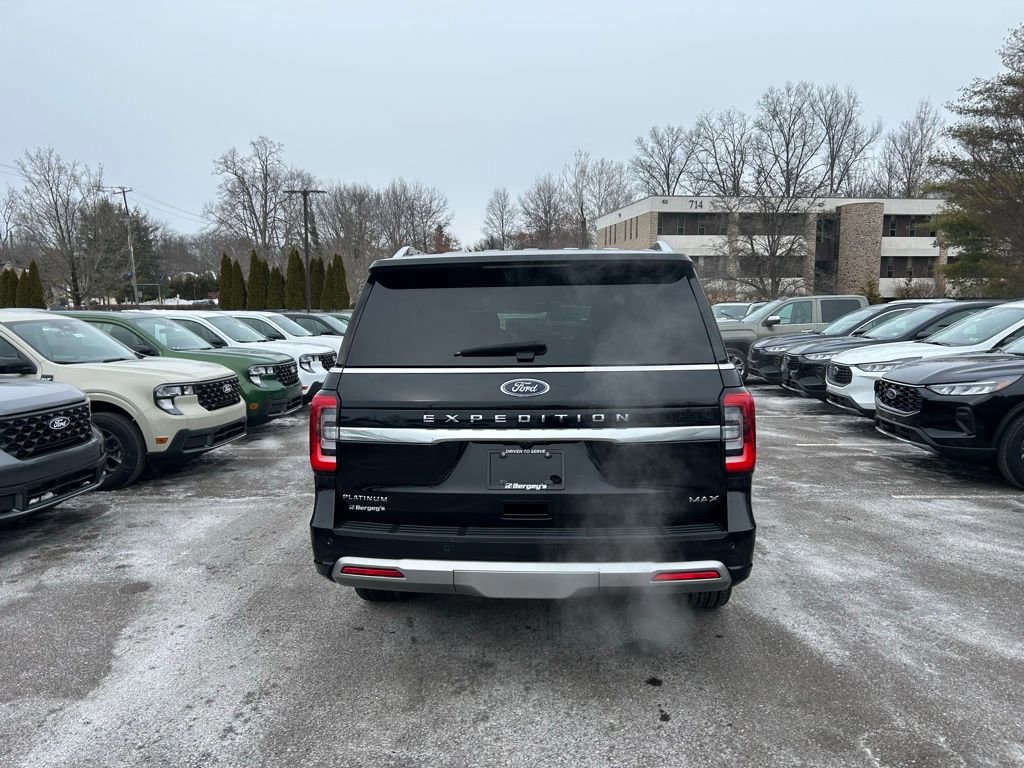 Certified 2022 Ford Expedition Max Platinum image 4