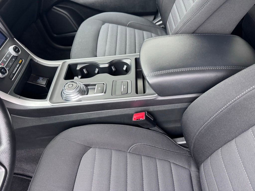 Certified 2024 Ford Edge SE image 16