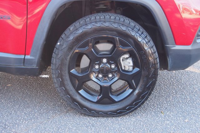 Used 2023 Jeep Compass Trailhawk image 9